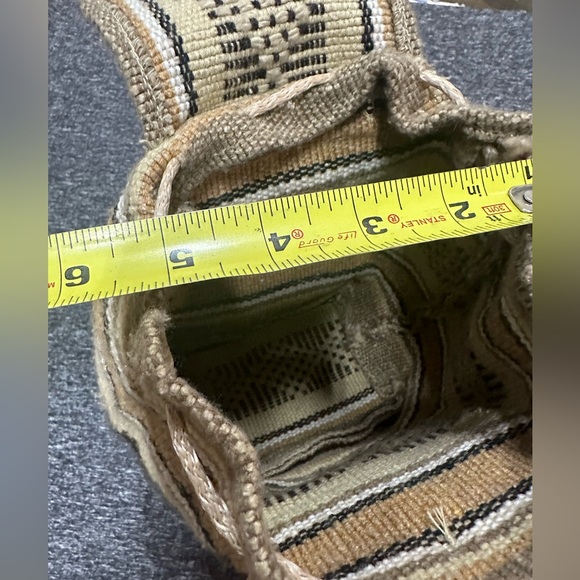 Pinzon Mini Backpack - Picture 9 of 13